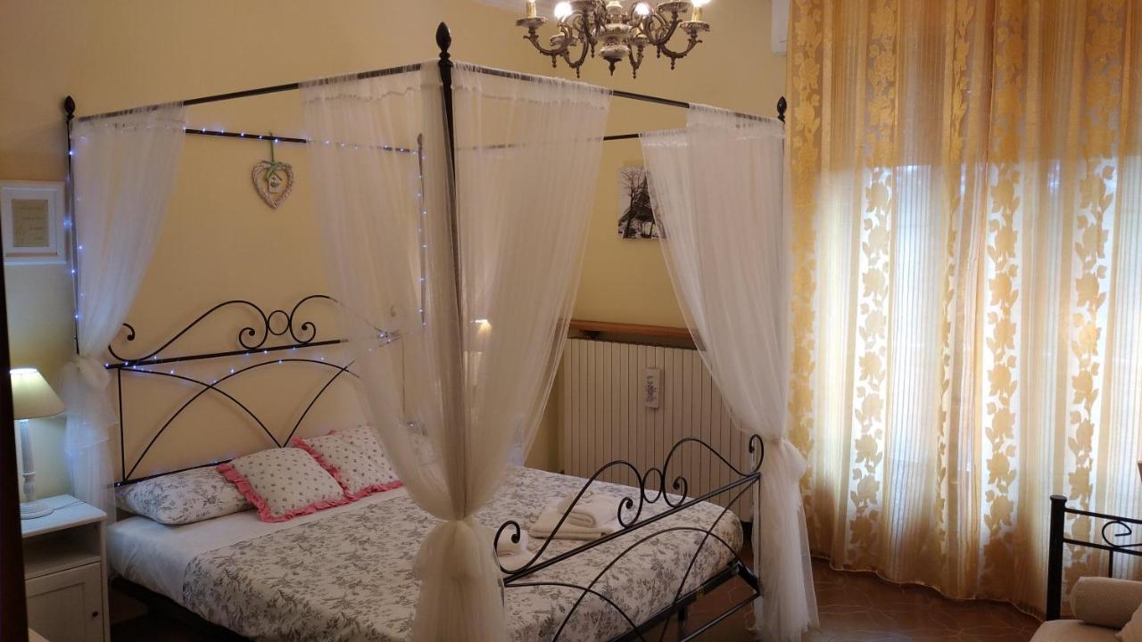B&B Le Mi' Cocche Capannori Esterno foto