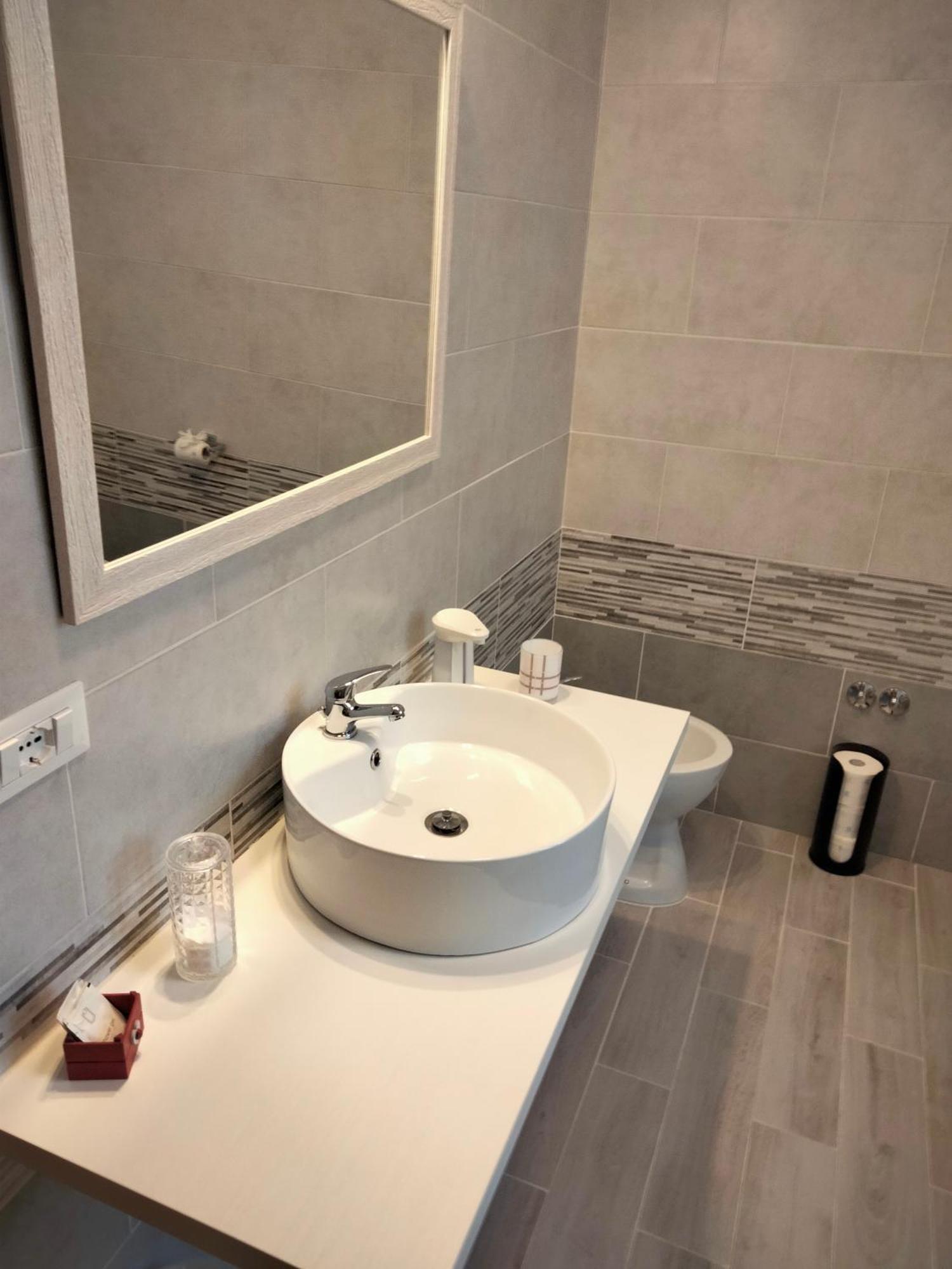 B&B Le Mi' Cocche Capannori Esterno foto