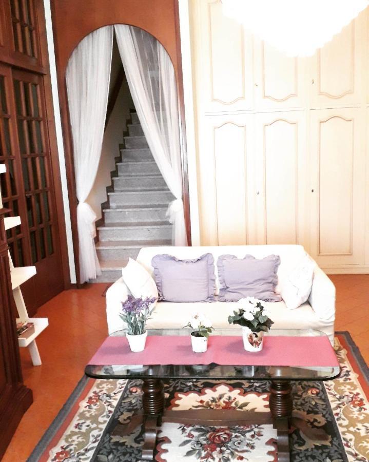B&B Le Mi' Cocche Capannori Esterno foto
