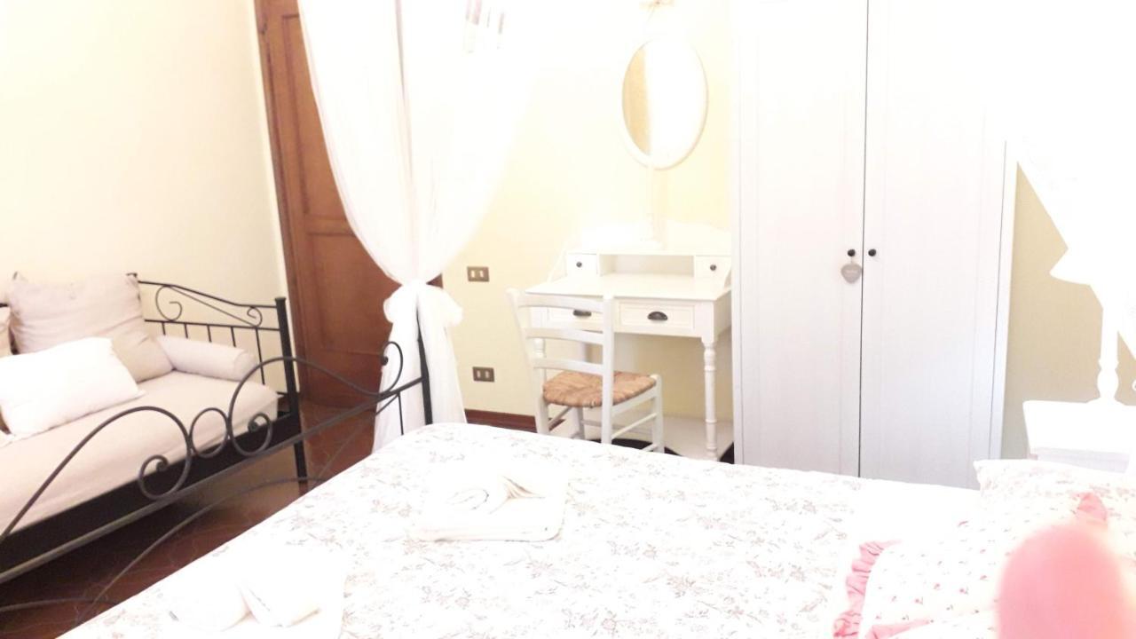 B&B Le Mi' Cocche Capannori Esterno foto